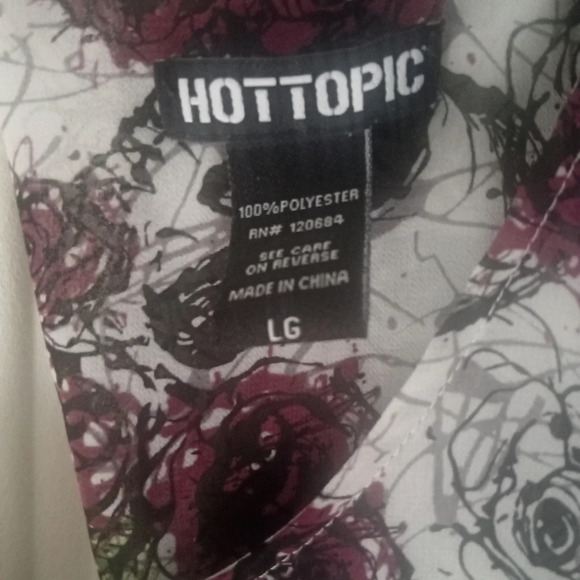 Hot Topic Women's Skull & Roses High Low Hem Blouse Size Large - Picture 6 of 11